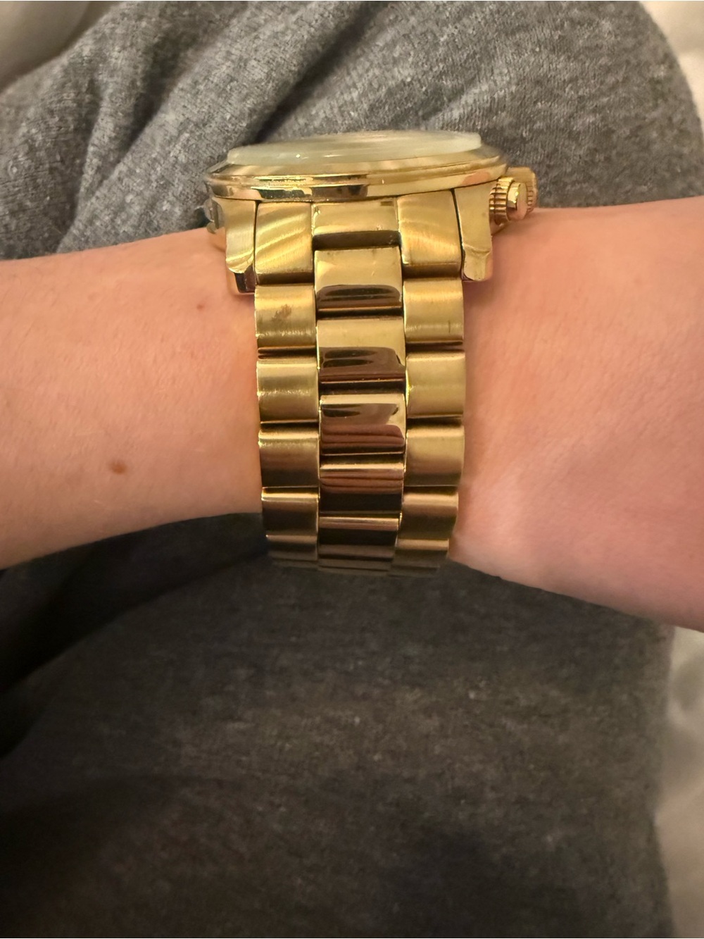 Michael Kors Gold Watch - Picture 2 of 8